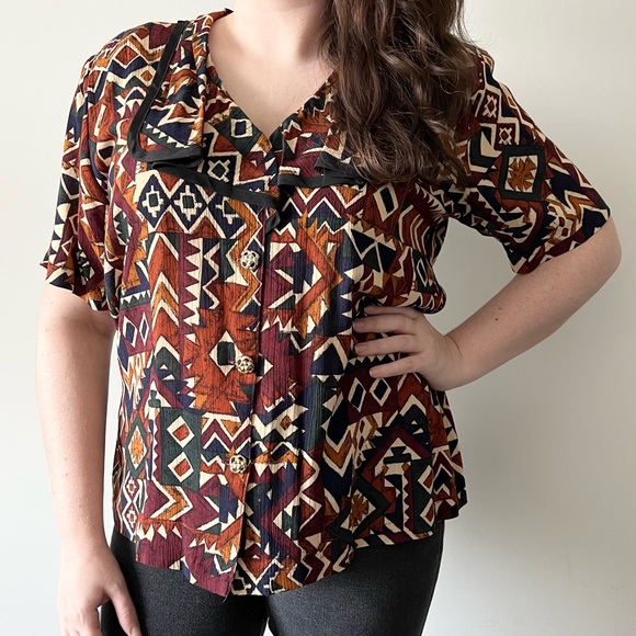 Vintage Geometric Button Up Collared Blouse Top Shirt k - Picture 10 of 10